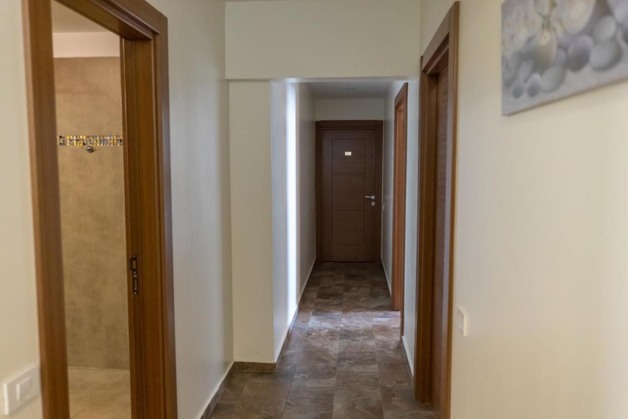 Aparthotel Sir Fundeni Tower Bukarest Eksteriør billede