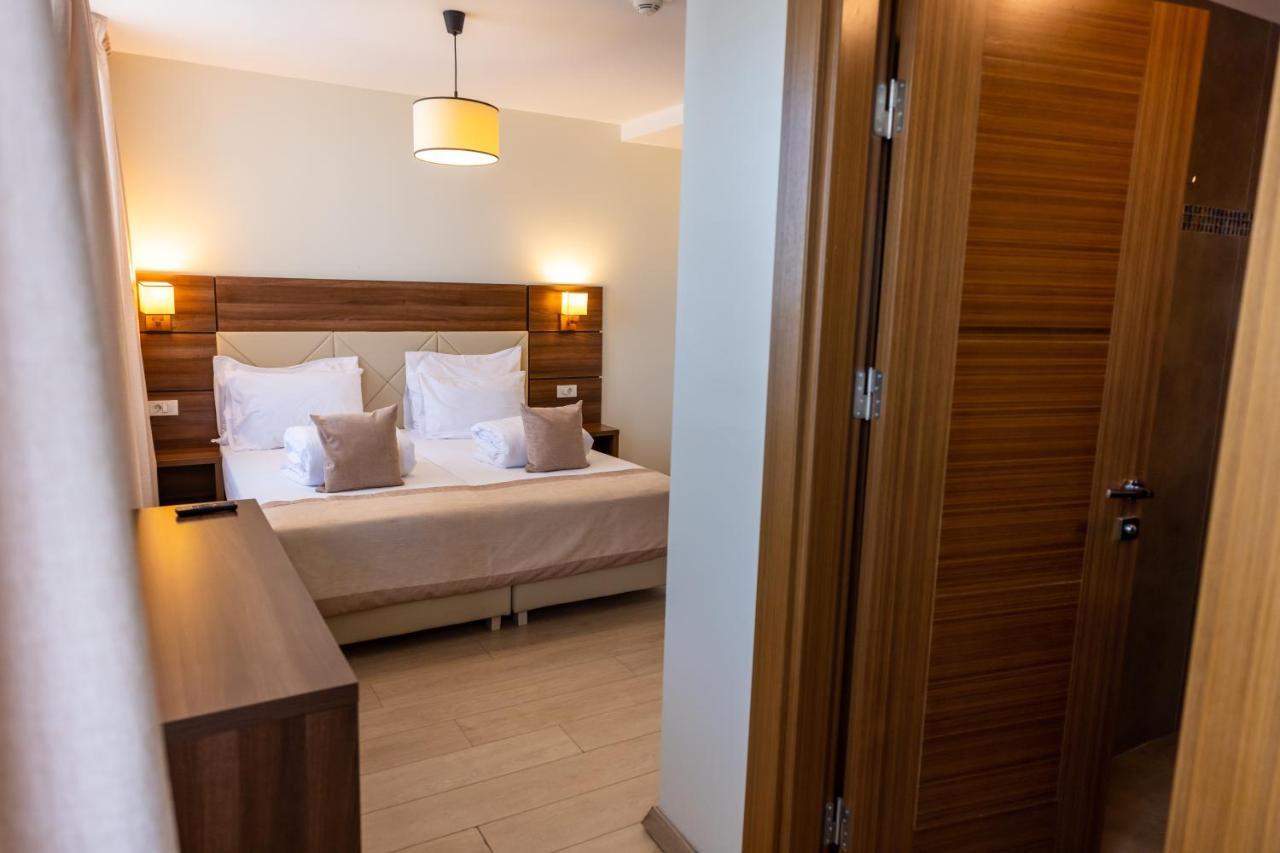 Aparthotel Sir Fundeni Tower Bukarest Eksteriør billede